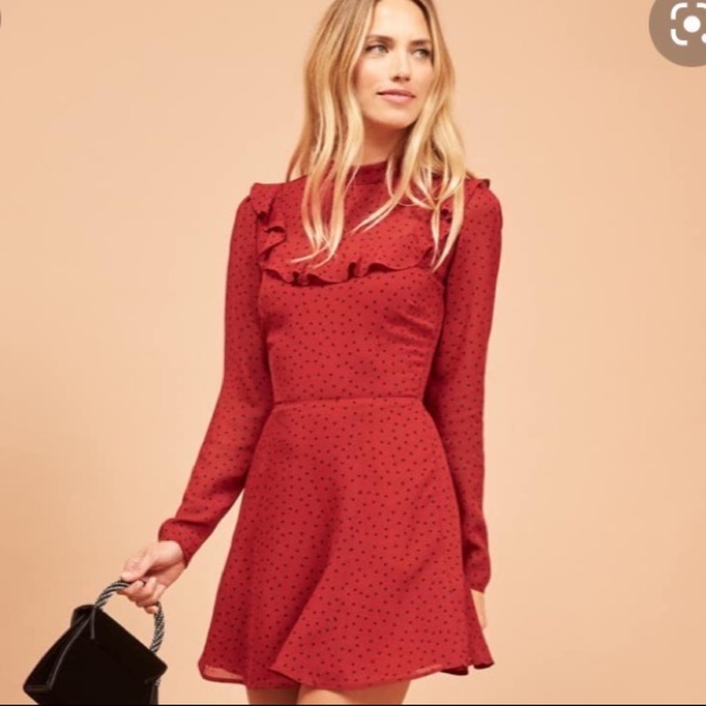 Romantic, sexy and mysterious - red polka dot Reformation dress